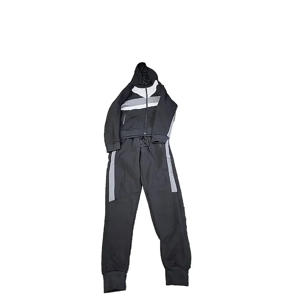 Rudolph Men;s 2-Piece Jogging Set Black/Gray Size Small New!!! - Picture 1 of 2